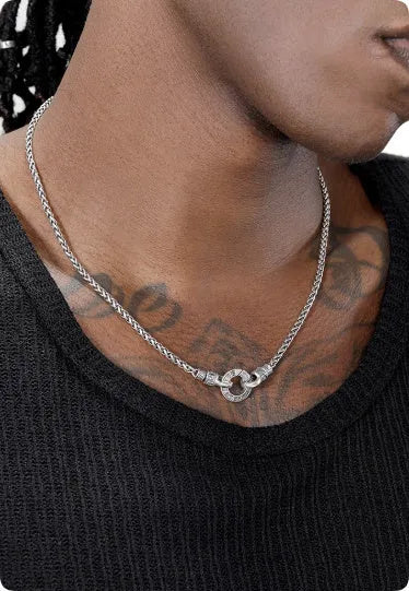 S925 sterling silver clavicle necklace for women on a model, showing the pendant and fine chain.