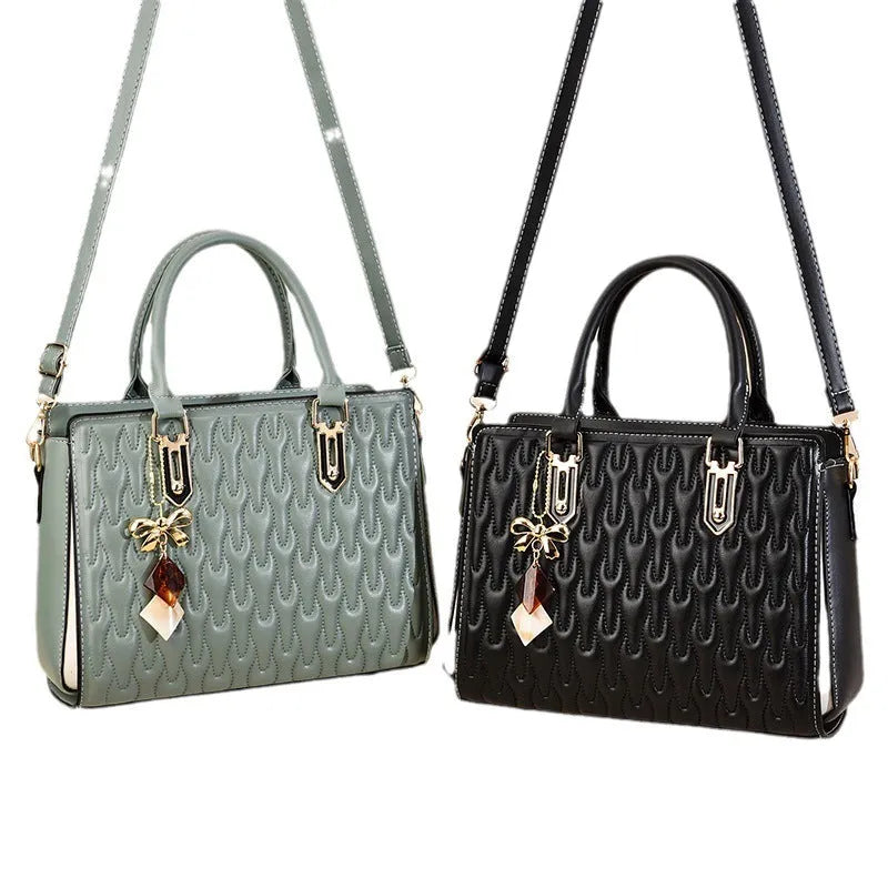 Women's large-capacity messenger bag with sandwich pocket in green, dark blue, black, pink, or gold colour options