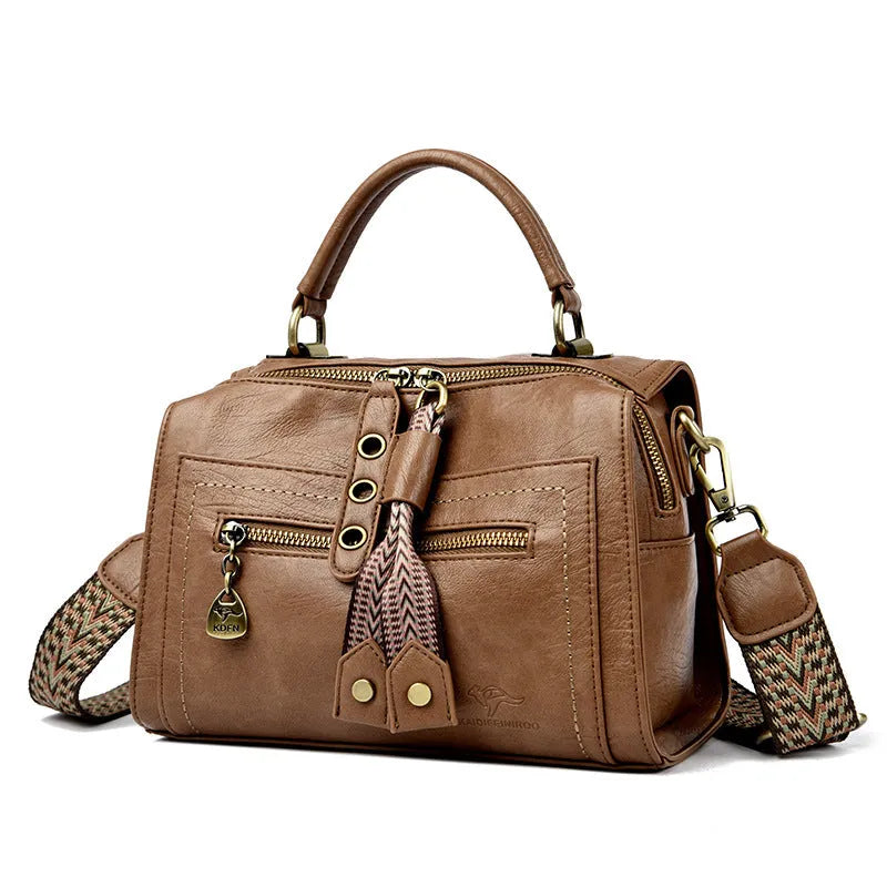 Women's one-shoulder crossbody bag in soft PU leather with retro style, horizontal square shape