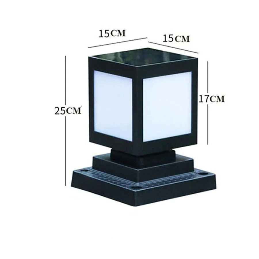 Solar garden lights for outdoor courtyard and lawn decoration with waterproof construction