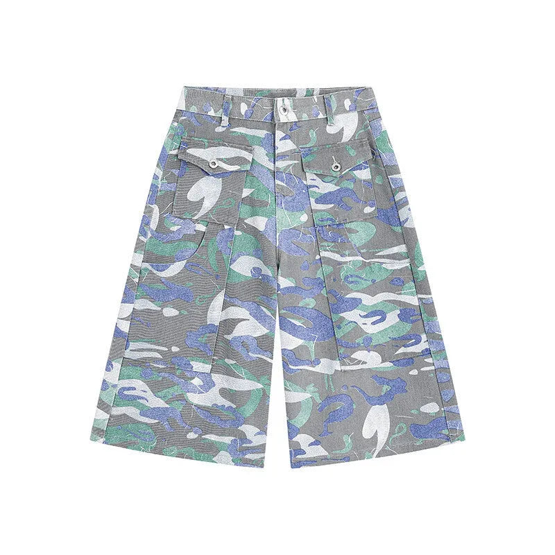 Straight leg cropped trousers in camouflage pattern with zipper fly and front pocket