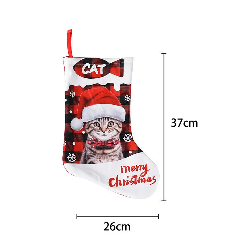 Cloth Christmas decoration with printed puppy and cat designs in plaid patterns measuring 26x36cm