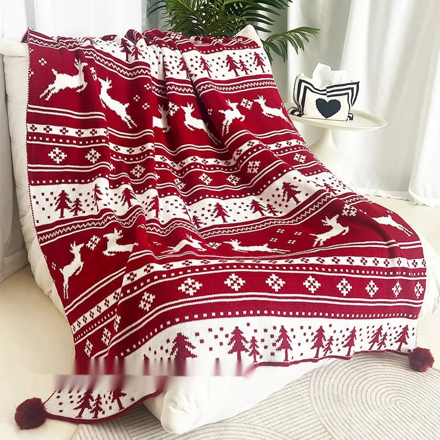 Personalised Christmas blanket with snowflake pattern in casual style
