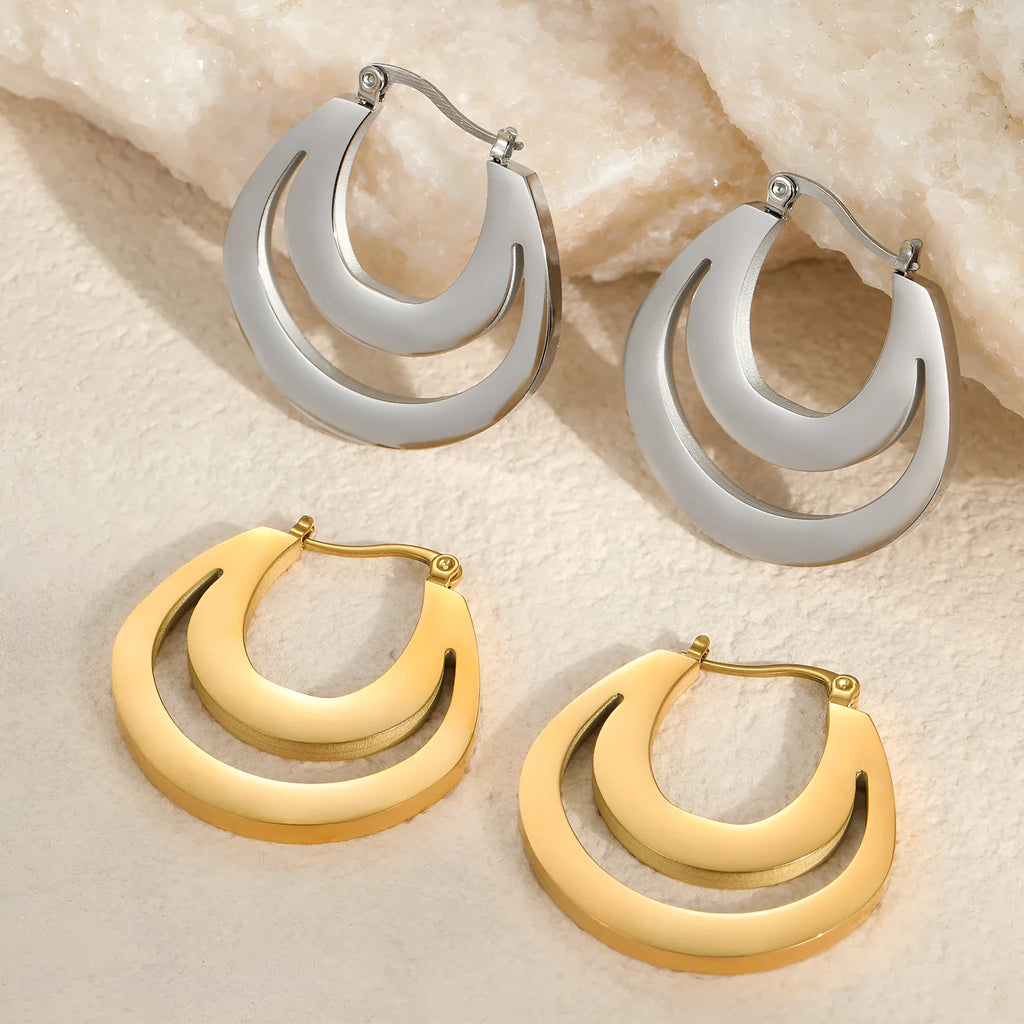 Geometric French earrings with 18K gold plating on stainless steel featuring round ring elements