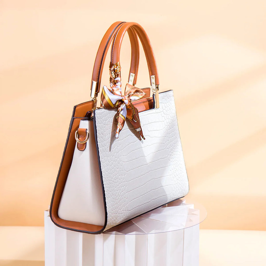 Milk white women's large-capacity shoulder handbag with horizontal square shape and multiple internal compartments