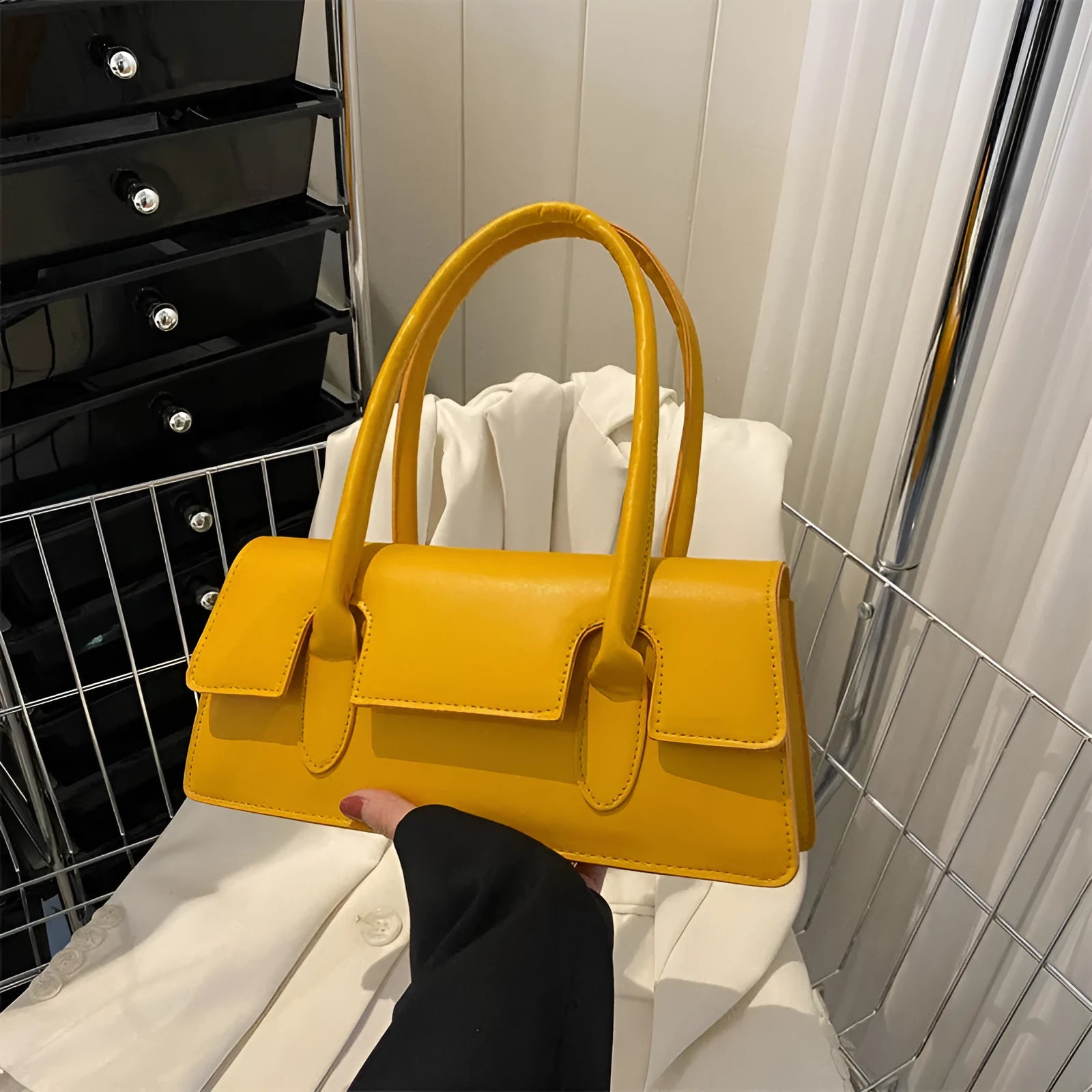 Women's small horizontal square shoulder bag in PU leather with stitching details