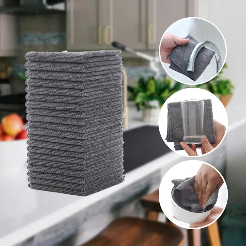 Grey microfiber kitchen cleaning cloth 25cm by 25cm for oil and decontamination