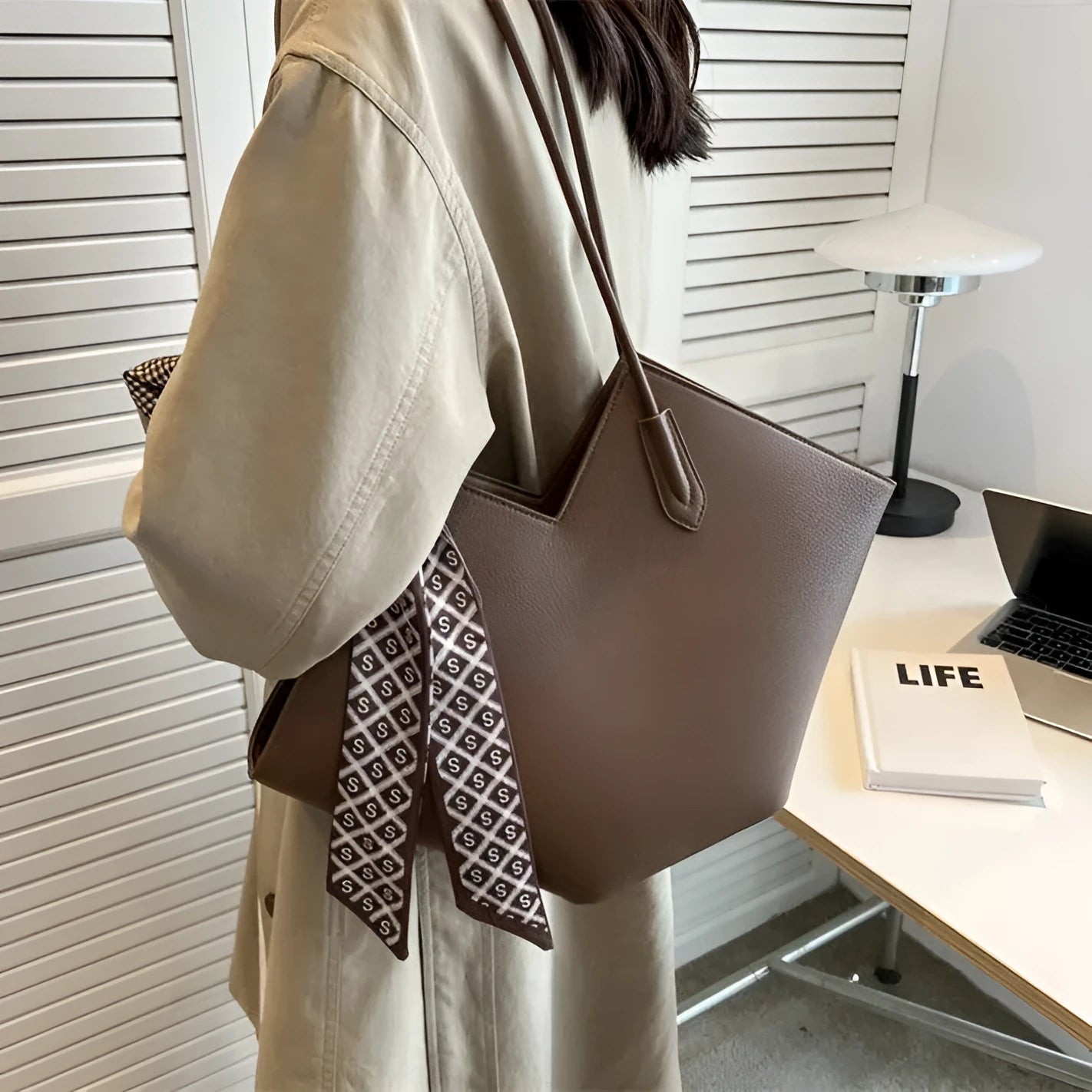 Women's large beige PU leather shoulder bag with square shape and external pocket