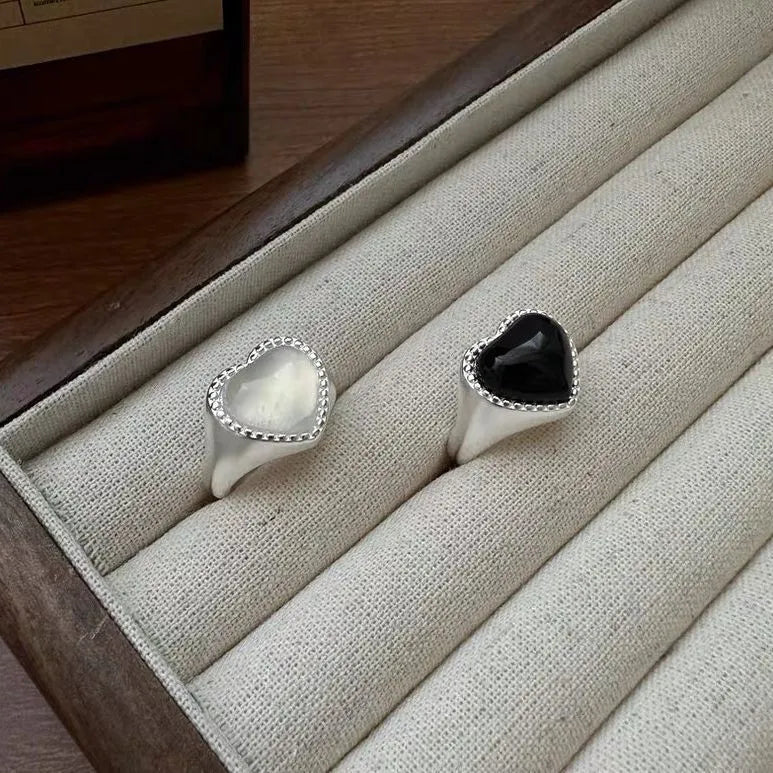 S925 sterling silver adjustable ring with black agate heart design on open mouth band