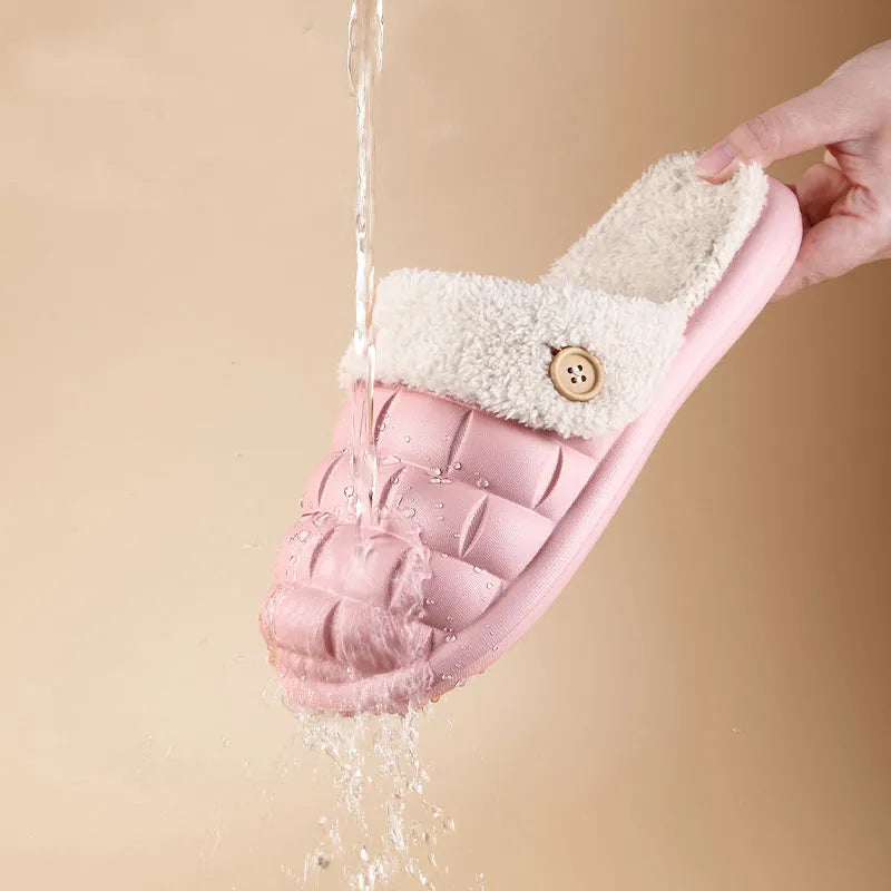 Plaid-patterned detachable women's slippers with plush lining and a textured EVA sole.