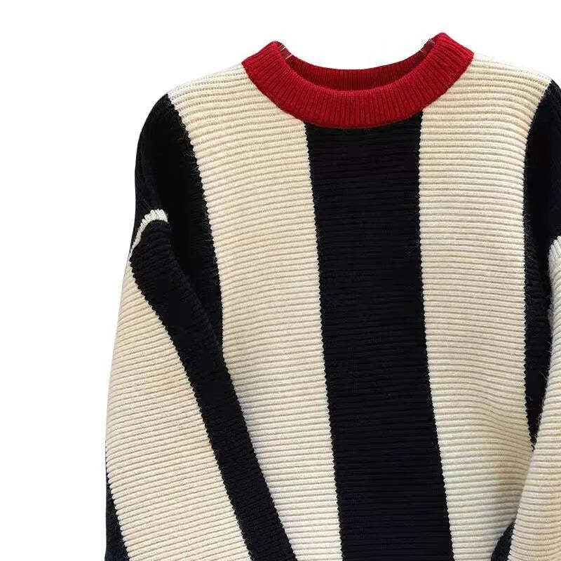 Women's striped cashmere sweater with contrast colour pattern and round neck design