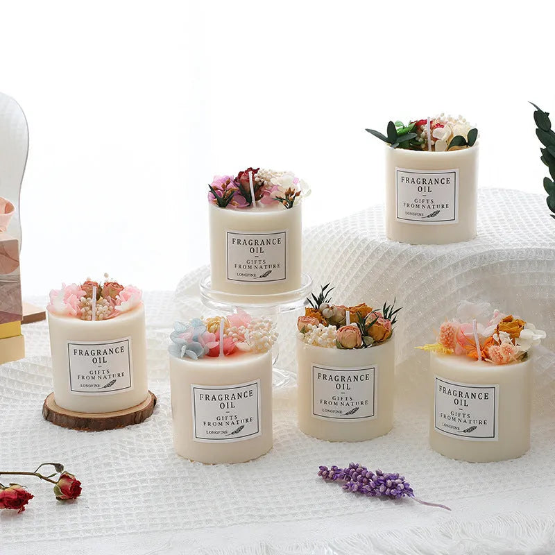 Dried flowers aromatherapy candle in jar, 330g net, shown with gift box option.