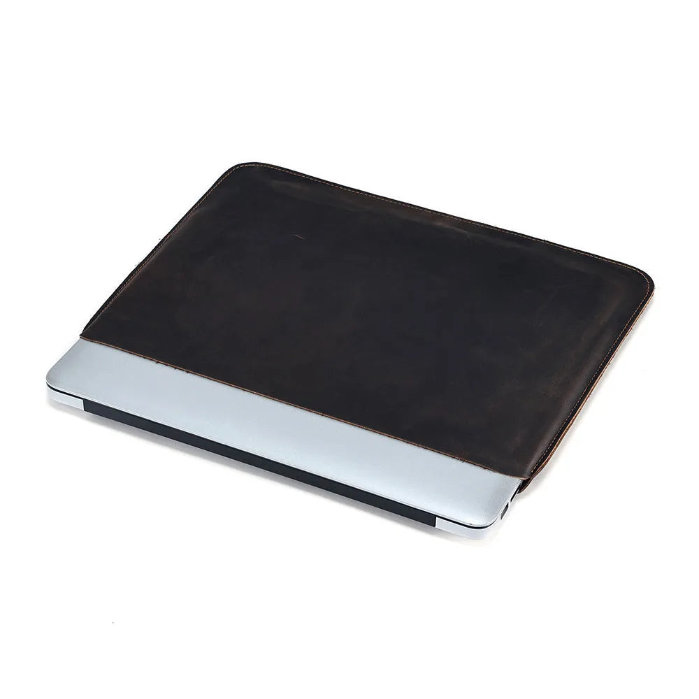 Horizontal computer liner bag in genuine crazy horse leather with organised compartments