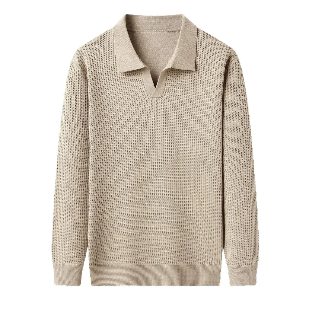 Men's loose fit casual pullover sweater in green, shown on a model, suitable for autumn leisure wear.