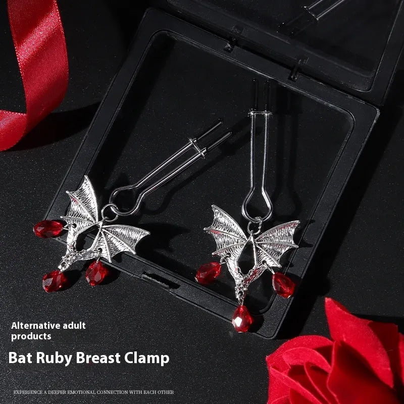 Silver alloy diamond bat nipple clamp with adjustable pressure and ruby bat clip design