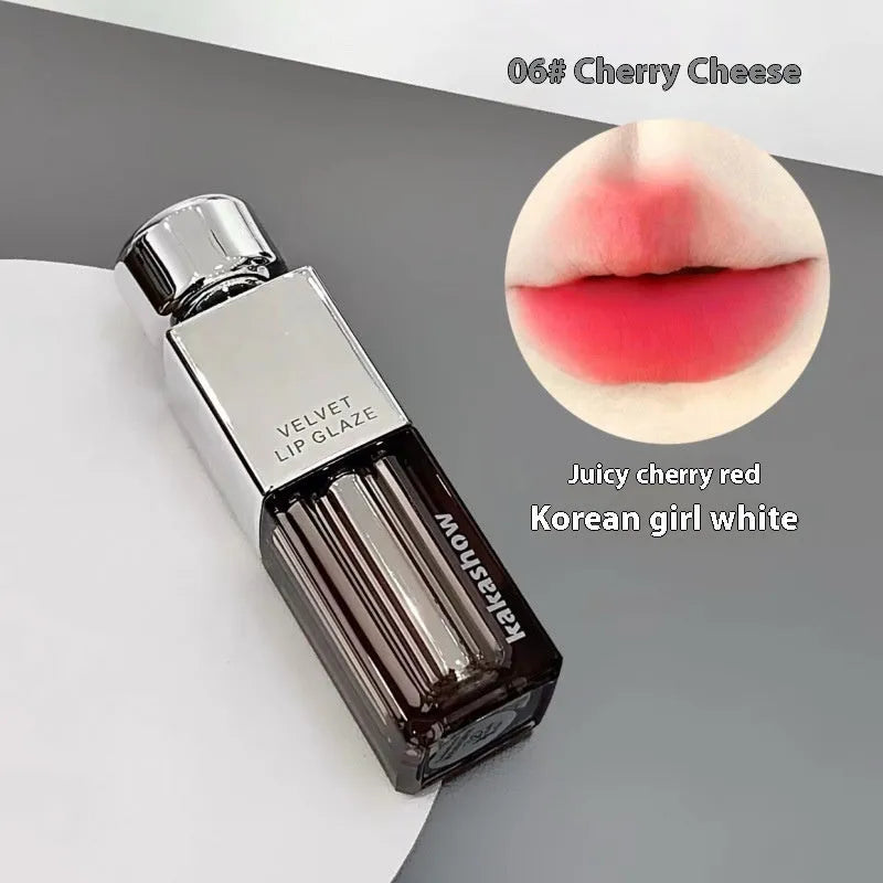 Kakashow matte soft mist velvet lipstick bullet in 1.8g size showing colour range