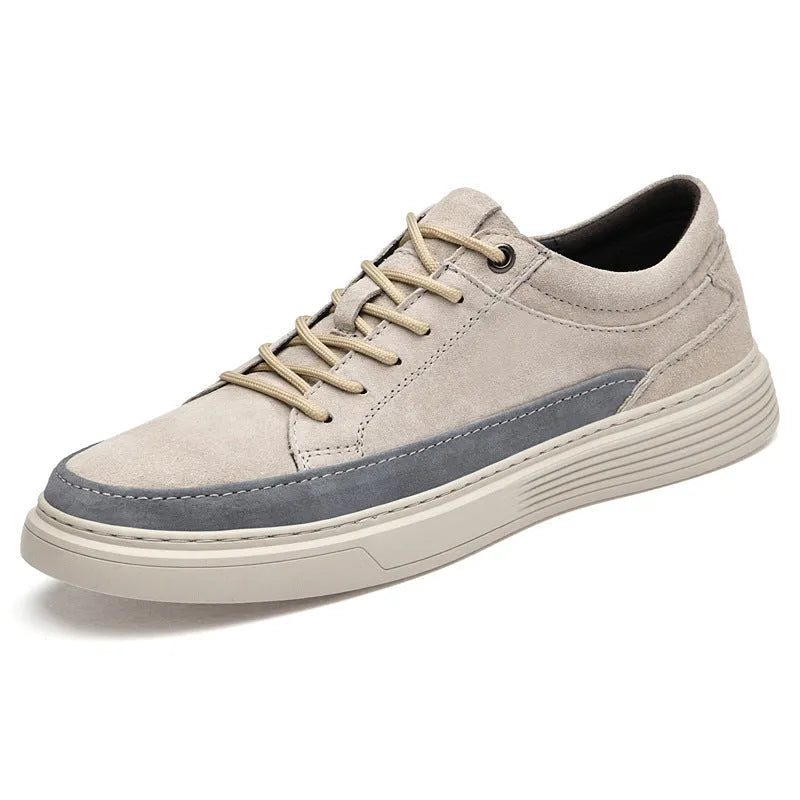Men's grey casual skate shoes with pigskin upper and rubber sole, front lace-up design with round toe