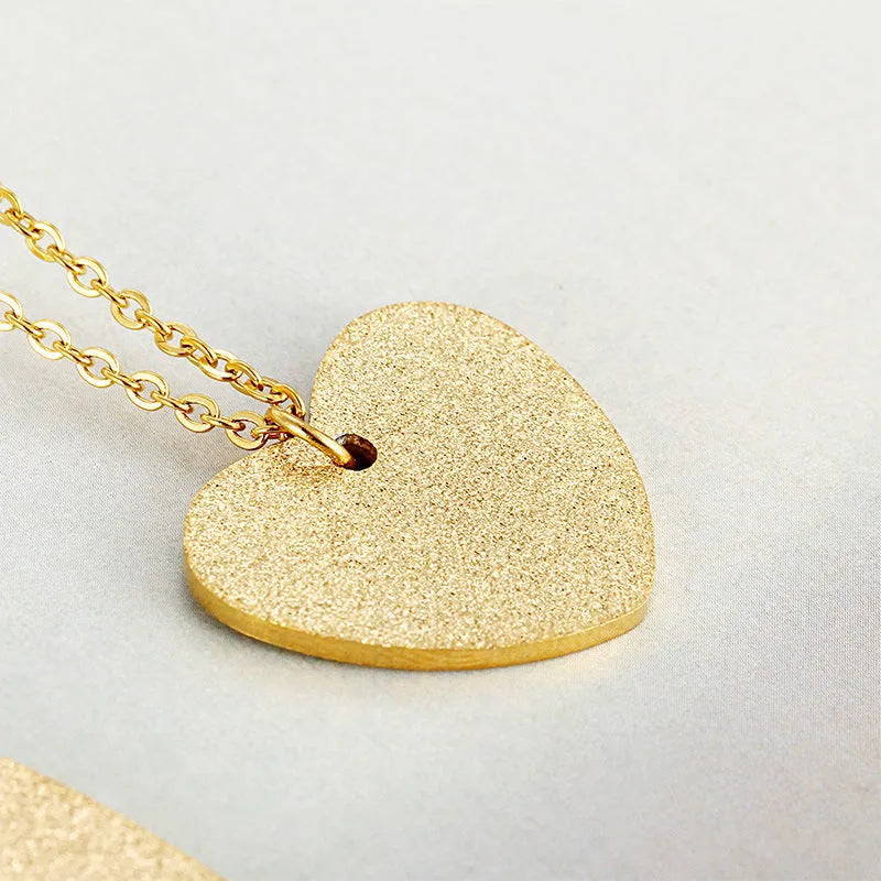 Women's geometric heart-shaped titanium steel necklace with Japan and South Korea fashion inspiration