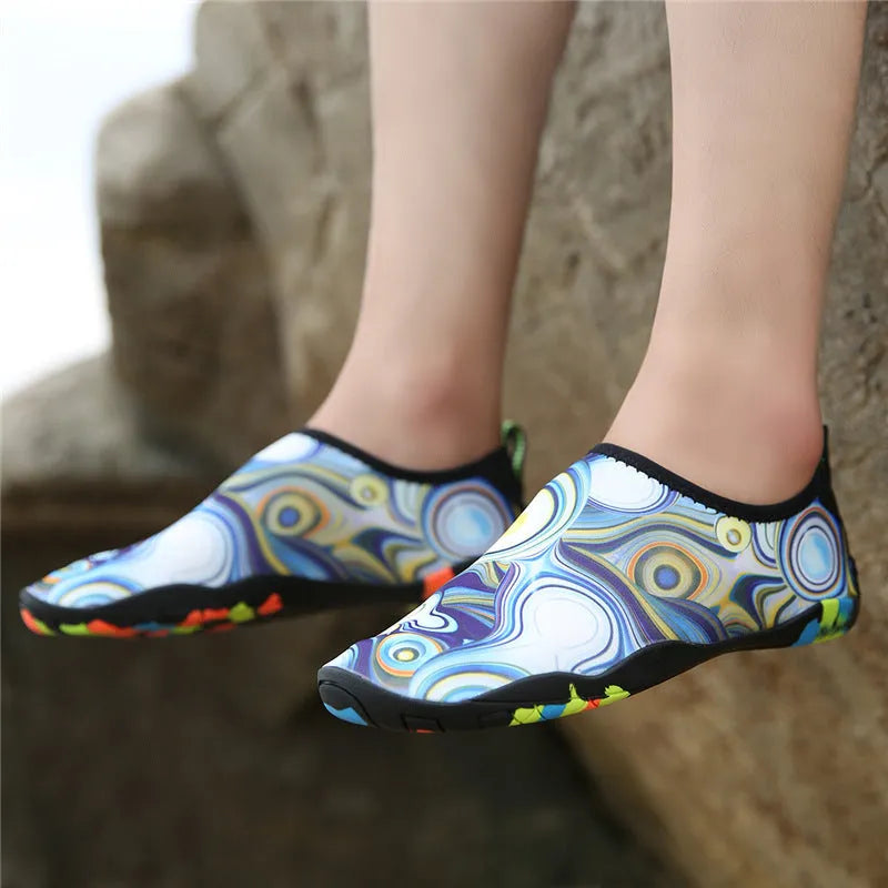 Lycra fabric beach wading shoes for swimming in blue, black, pink, purple, and camouflage colours