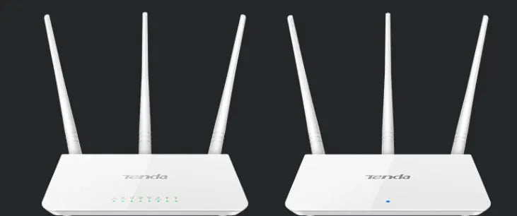 White dual-band wireless router for 2.4GHz and 5GHz broadband networks with wired connectivity