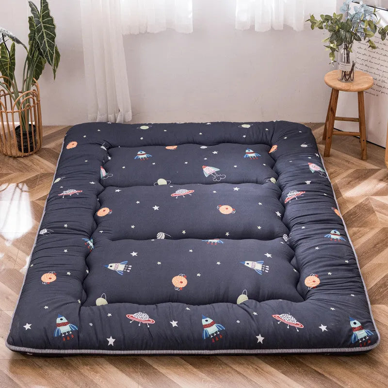 Thickened foldable tatami floor mat with 10cm polyester fibre cushioning, available in multiple colours and sizes