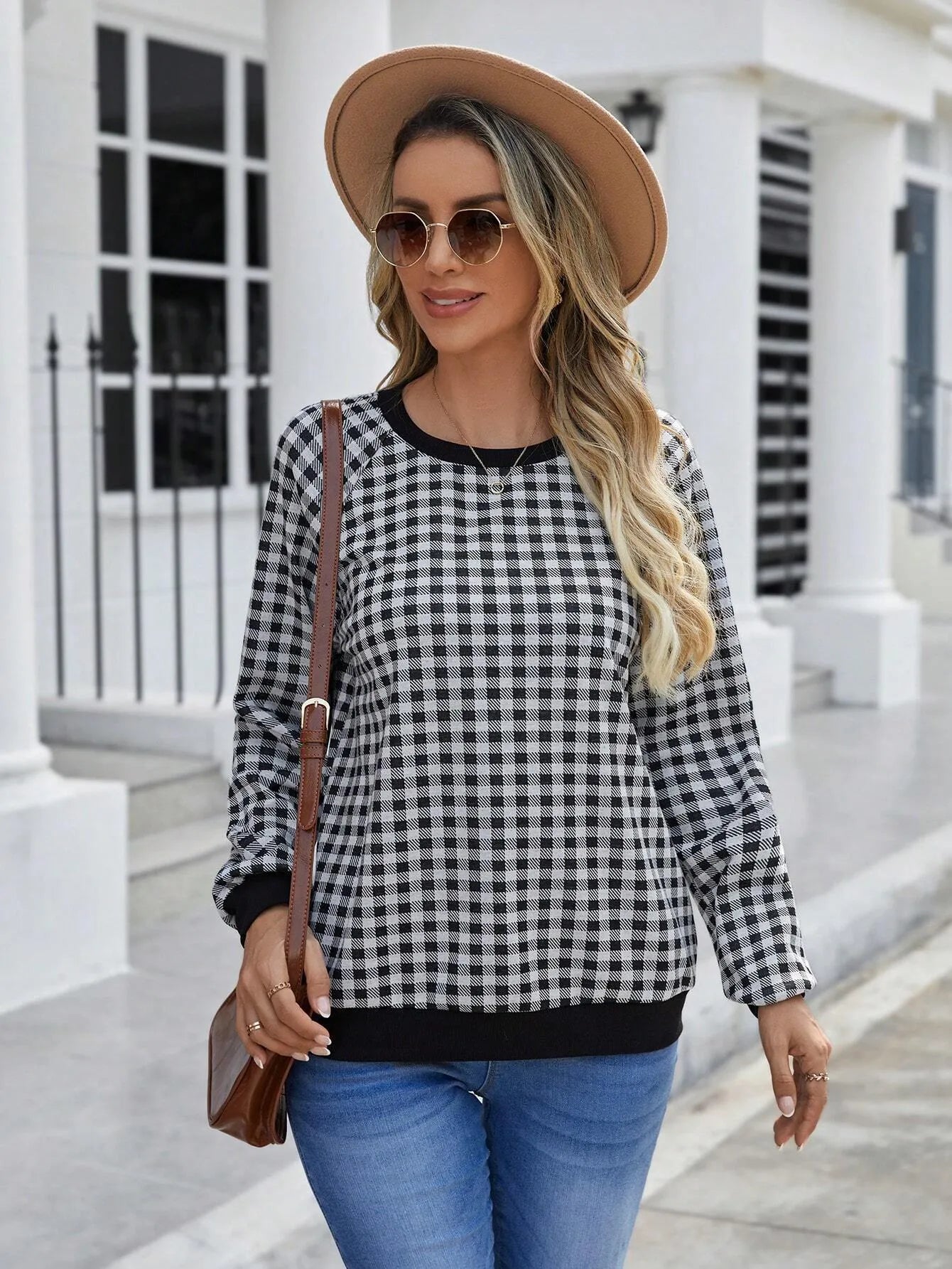 Black Japanese sweet plaid stripe pullover sweater with long sleeves and printing accents