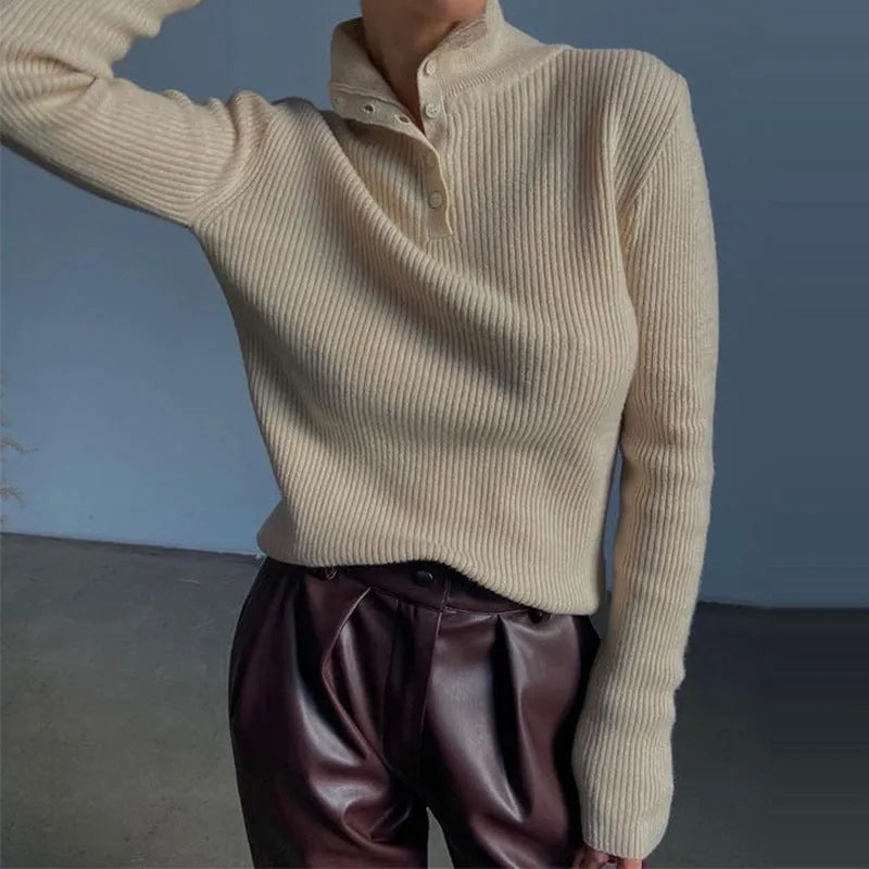 Retro style slim fit half turtleneck pullover sweater with a single-breasted placket.