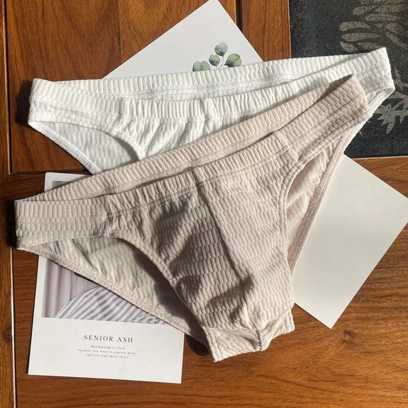 Men's cotton triangle underwear briefs in solid colours with mid waist design