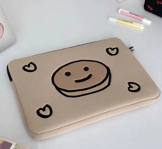 Embroidered animal design laptop sleeve for 13.6-inch 14-inch 15.6-inch computers in polyester