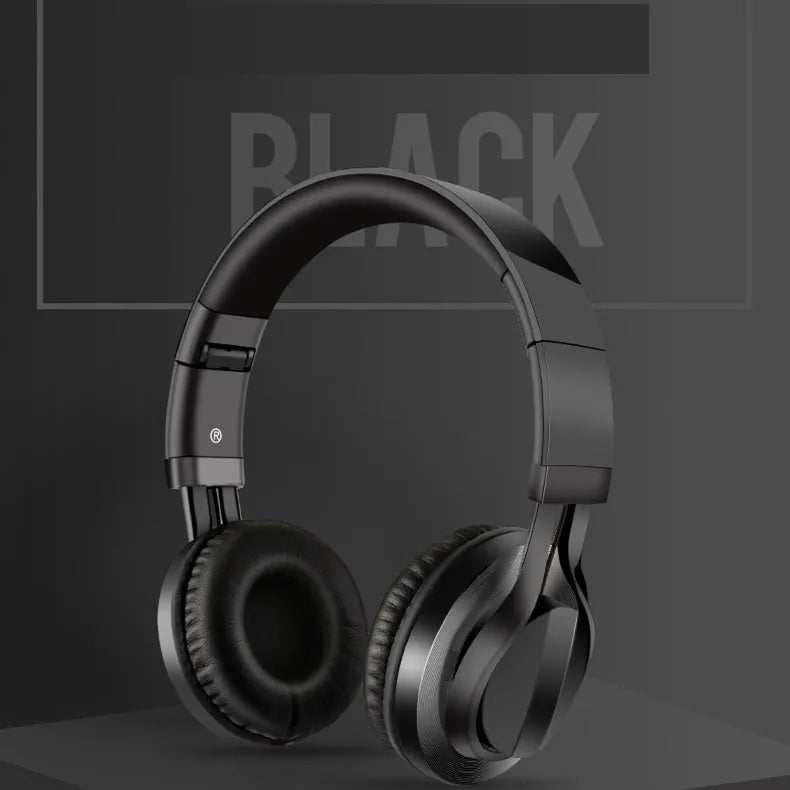 Black wired over-ear headphones with microphone and 3.5mm plug on 1.5m cable