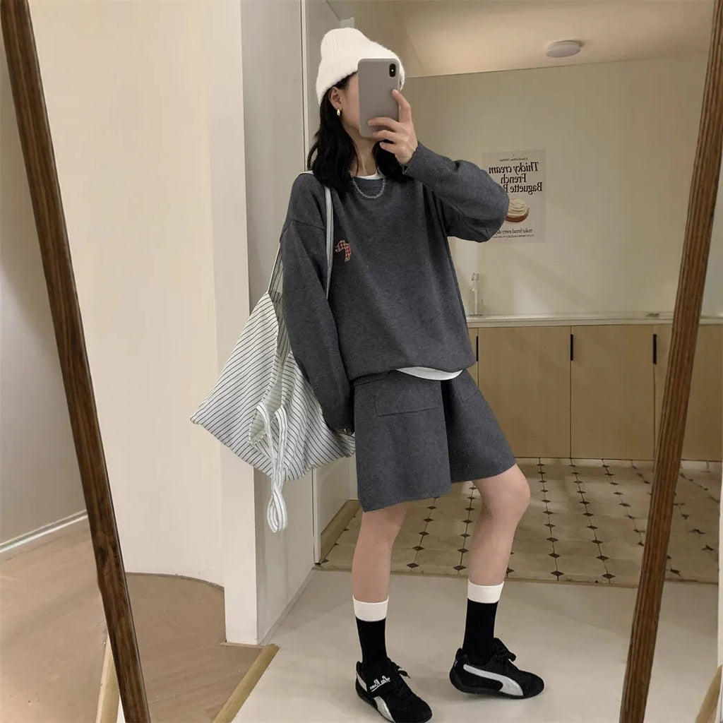 Women's casual knitted sweater and shorts suit in imitation cashmere, Japanese Korean style with embroidery.