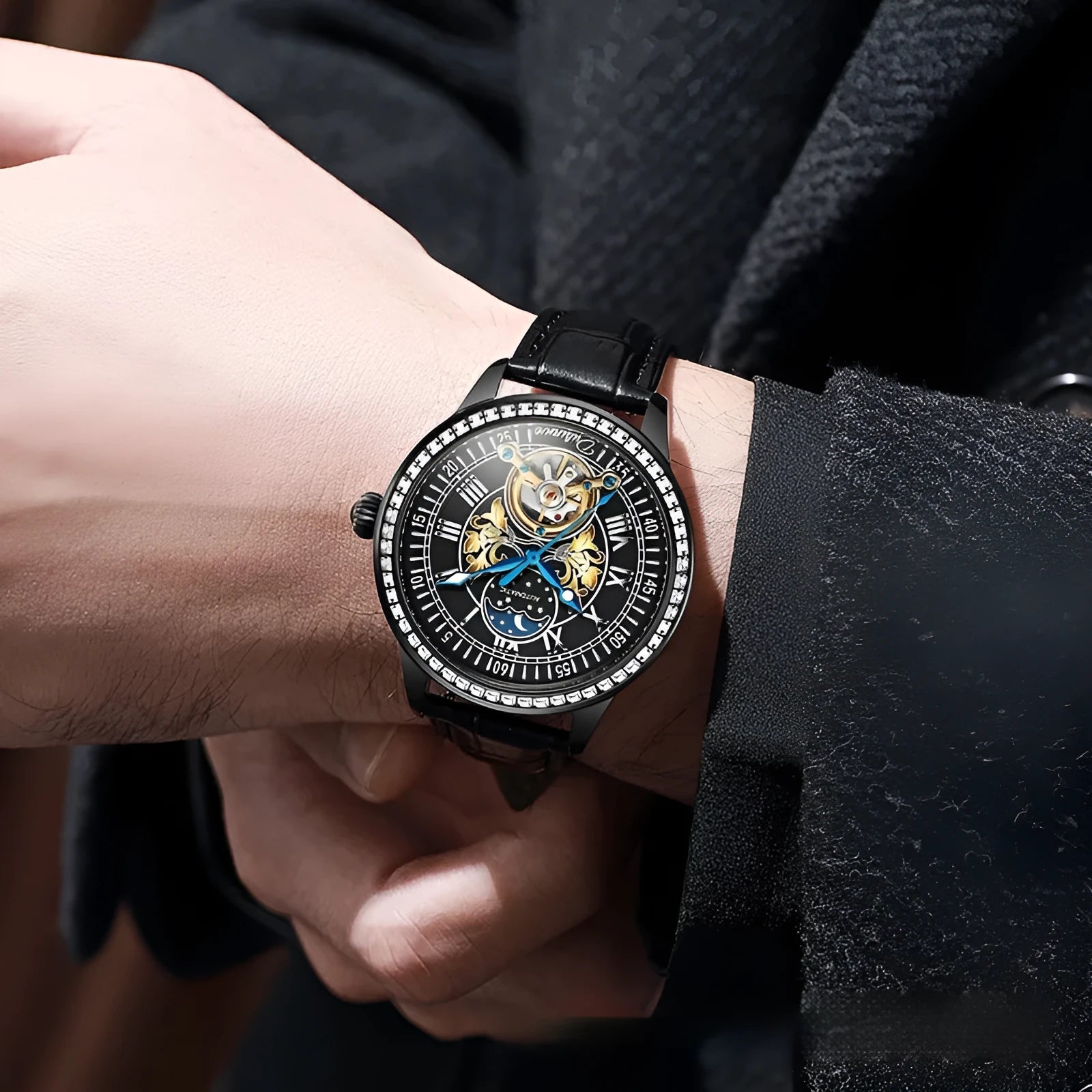 Men's waterproof mechanical watch with stainless steel strap and round dial featuring mineral glass protection