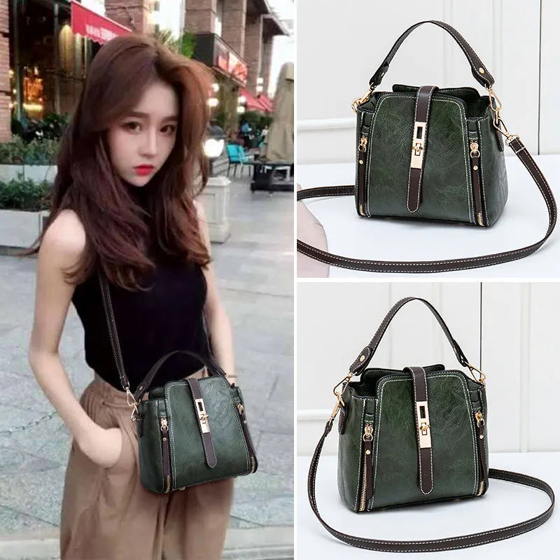 Women shoulder bag in faux leather with detachable handle and adjustable strap, Brown