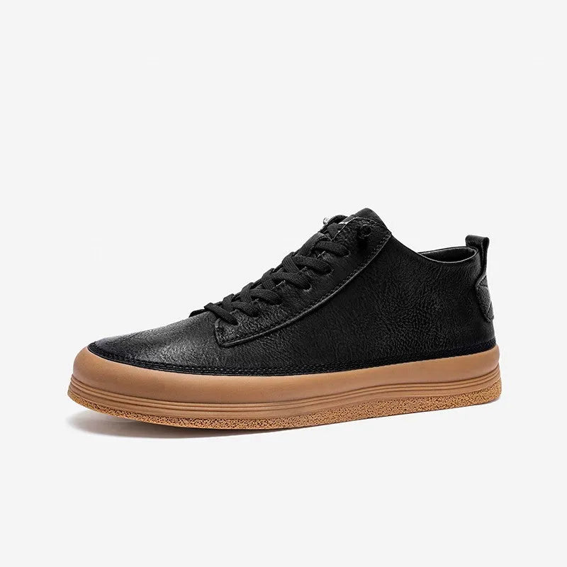 Men's black leather casual shoes with round toe, flat heel, and lace-up closure on rubber sole