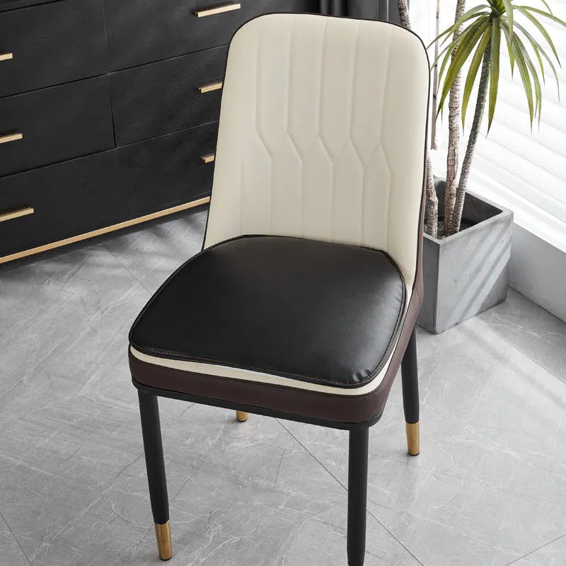 Leather horseshoe-shaped seat cushion in beige colour showing 2.5cm thickness.