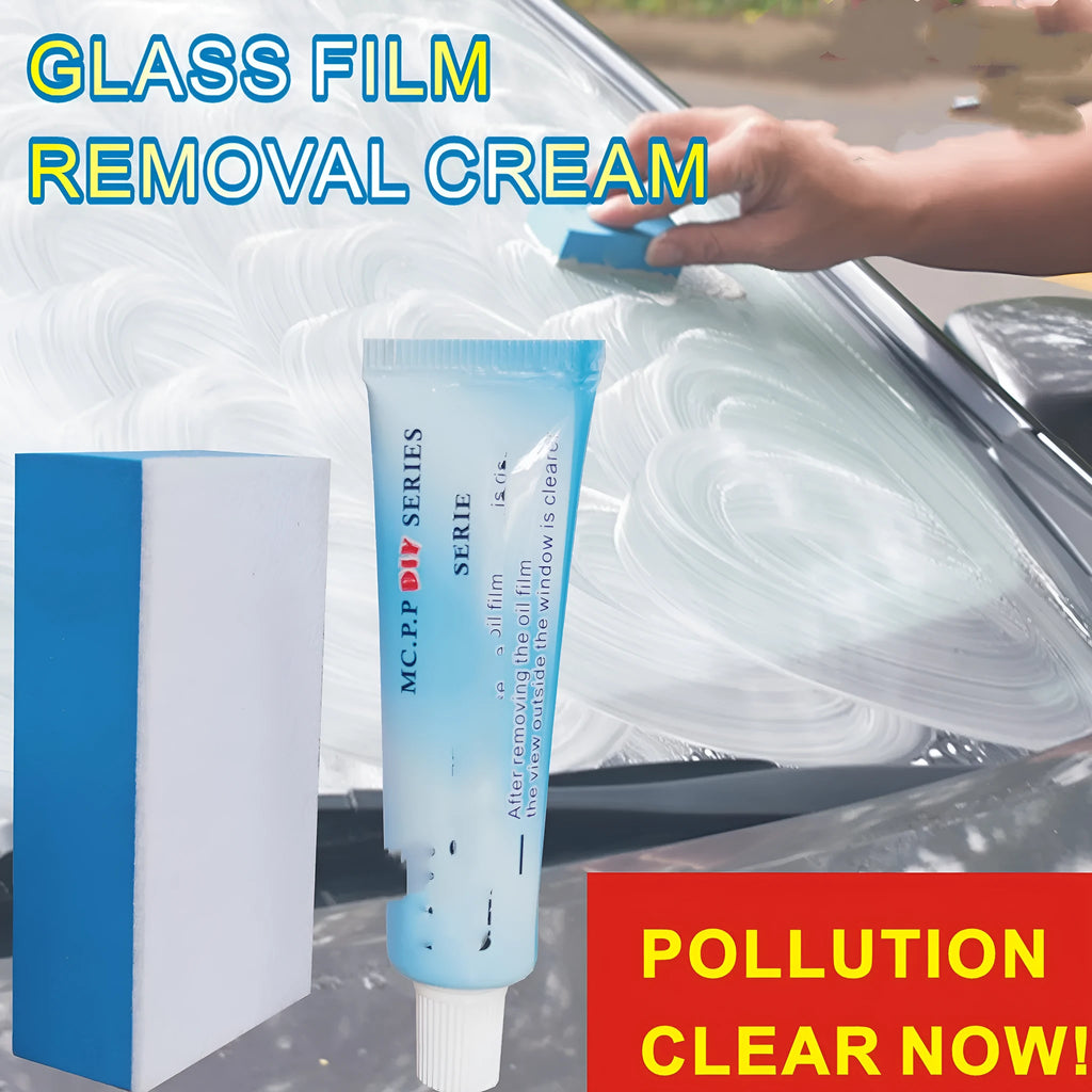 White packaged automotive glass rainproof agent with 15ml capacity for car windscreen treatment
