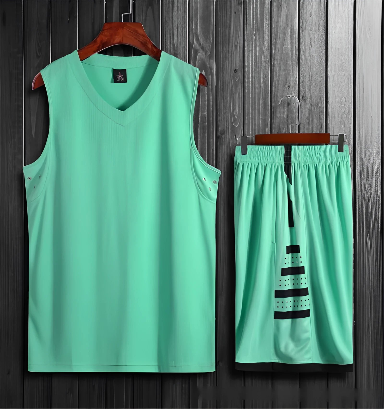 Black and white polyester basketball sports vest and matching pants for unisex training