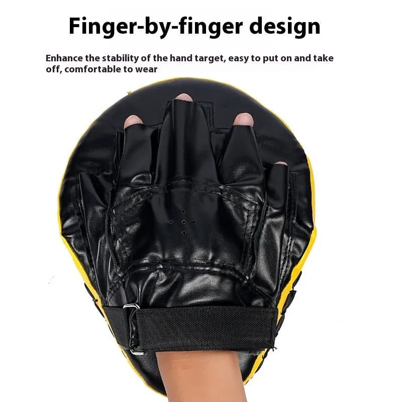 Boxing training punch mitts hand targets in red and black PU material for Muay Thai