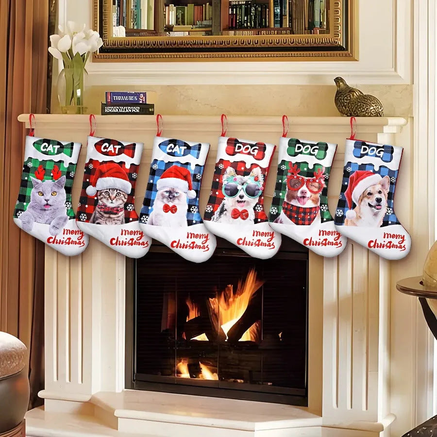 Cloth Christmas decoration with printed puppy and cat designs in plaid patterns measuring 26x36cm