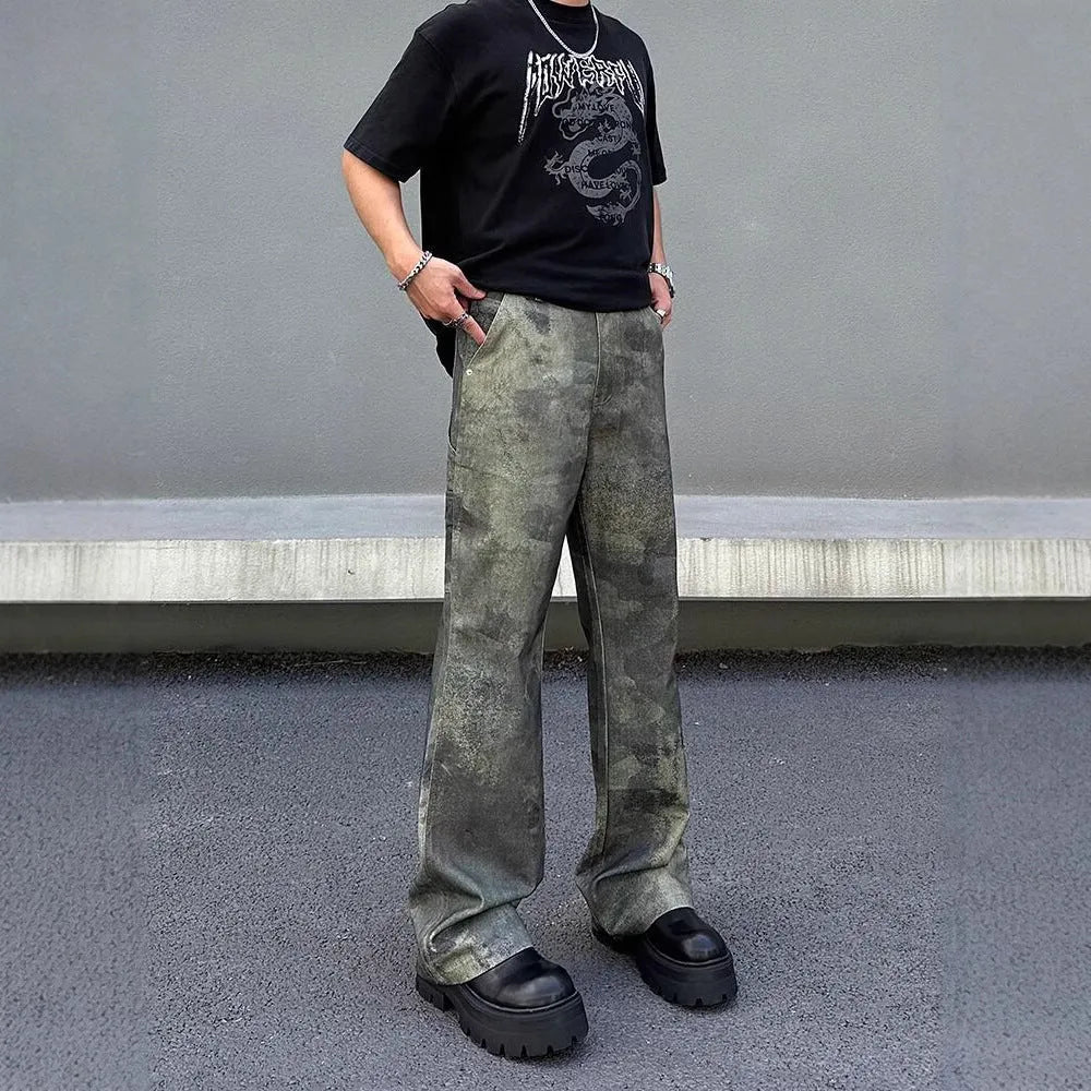 Men's straight-leg camouflage jeans with digital pattern on cotton denim fabric