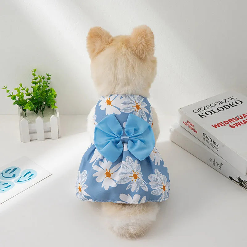 Summer pet dress with floral butterfly design and princess-style knot for dogs and cats