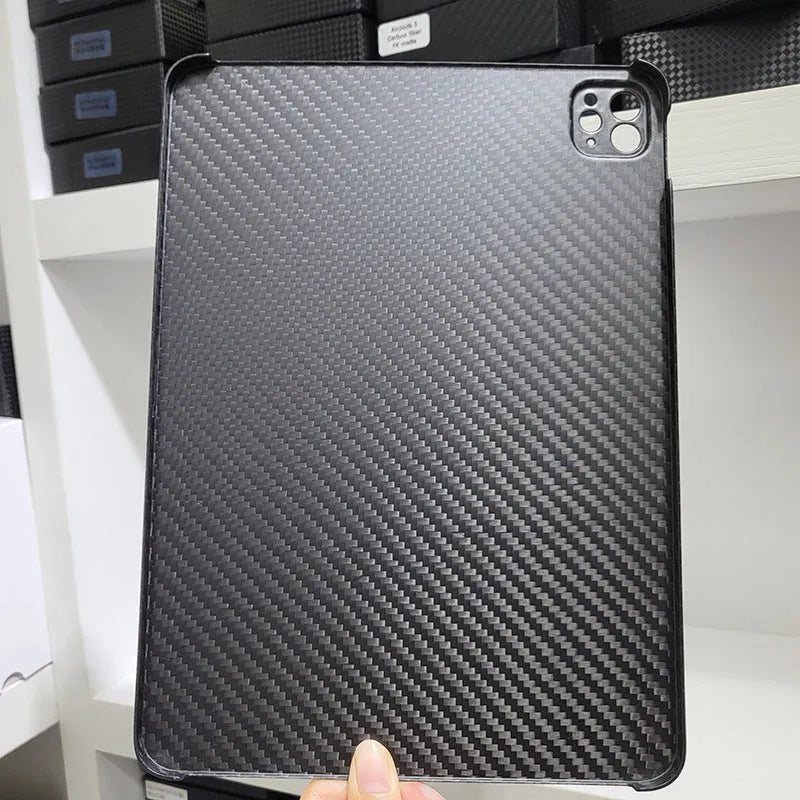 Real carbon fibre hard protective cover for Apple iPad Pro 11 tablet in matte or forged finish.