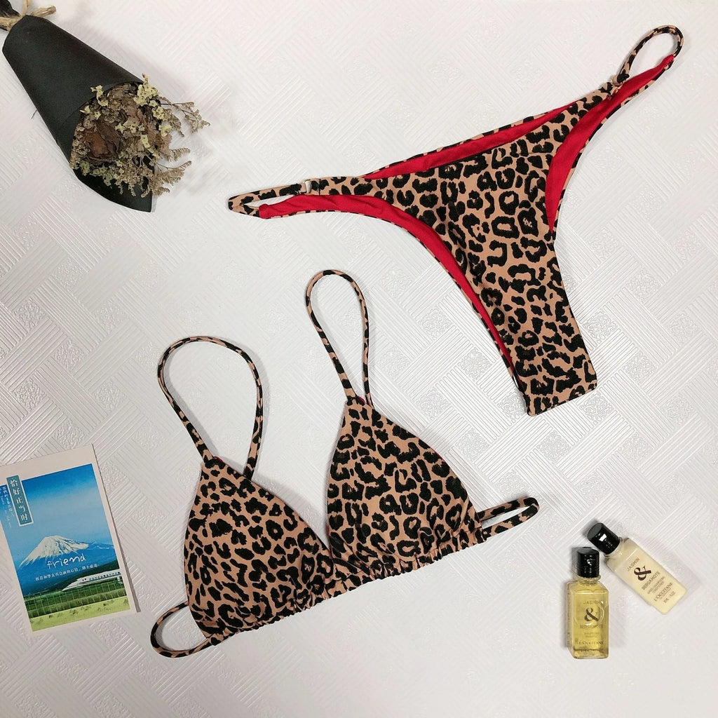 Leopard print quick-drying nylon bikini briefs for women - black and white leopard print pattern