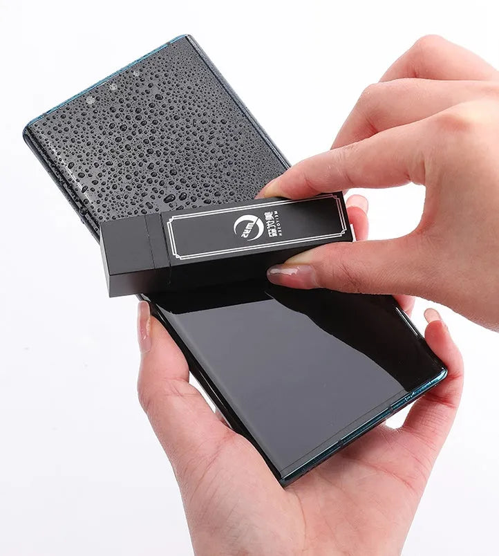 Black disposable screen cleaner wipes 40-pack for mobile phone and tablet touchscreen decontamination