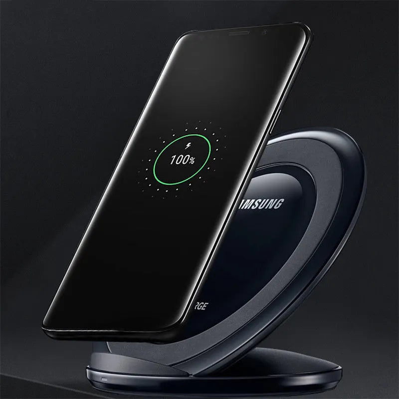 Qi wireless charging pad for Galaxy Note Edge in black or white with USB connection