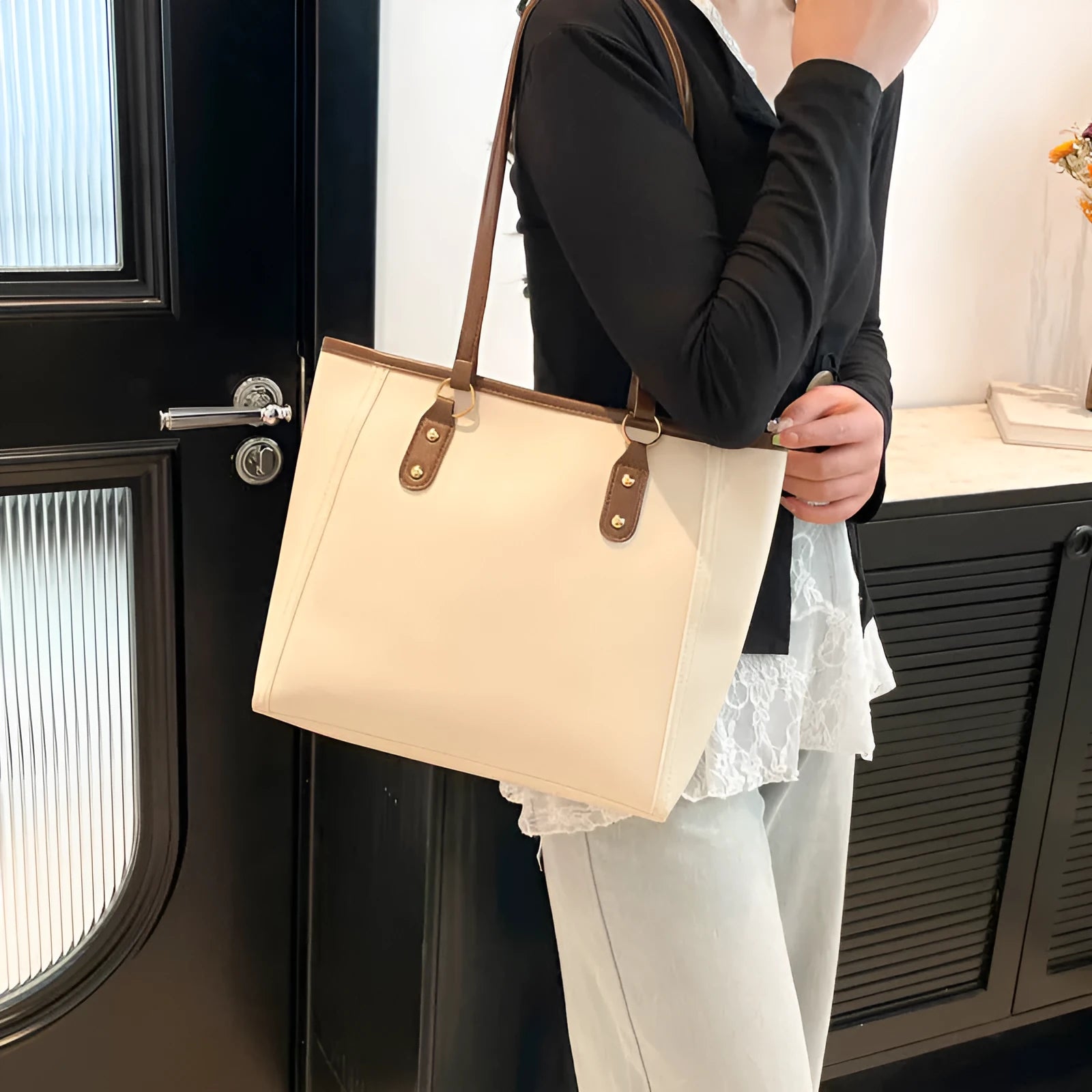 Korean style shoulder underarm bag in PU leather with sandwich pocket
