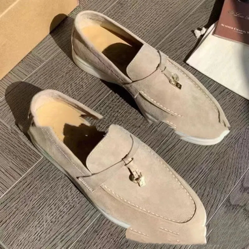 High-top slip-on casual loafers with round toe and rubber sole in multiple colour options