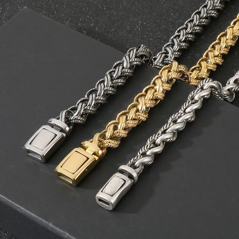 Men's titanium steel keel chain necklace with geometric twist and hemp flowers chain in antique silver.