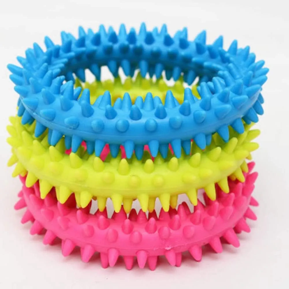 Blue TPR spiky circle ring dog chew toy for bite training and dental cleaning, 9.5cm diameter