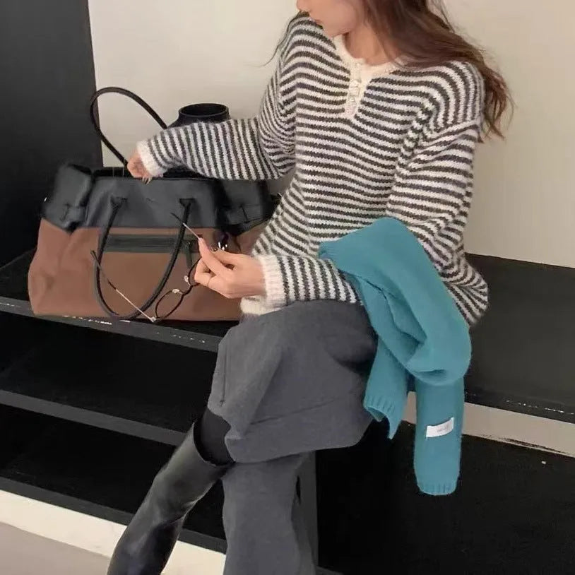 Women's striped cashmere retro sweater with loose fit and plaid patterns